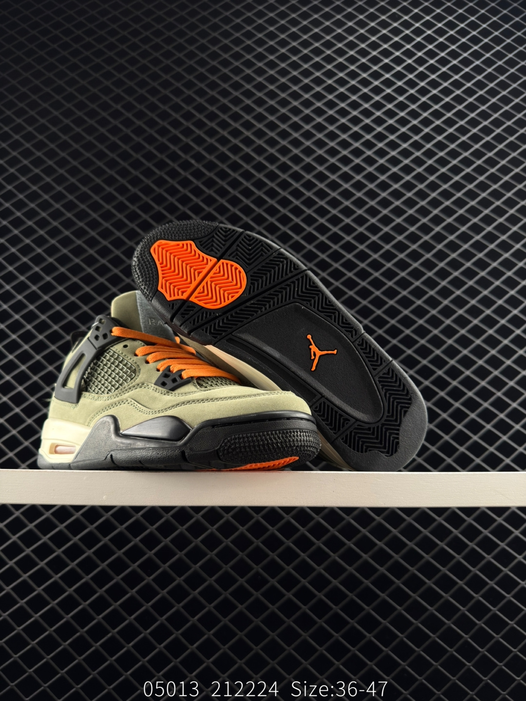 Nike Air Jordan 4 Retro